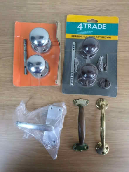 Photo of free Assorted door handles (World's End SY6) #1