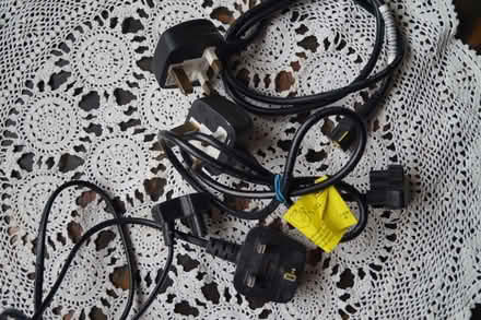 Photo of free Miscellaneous Laptop Power Adapter Leads (Pinkneys Green SL6) #1