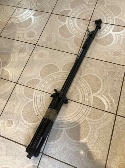 Photo of free Microphone stand (Lightpill GL5) #1