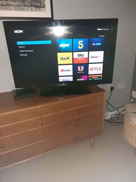 Photo of free 38 inch or so working LG TV black framed (Rushcliffe NG2) #1