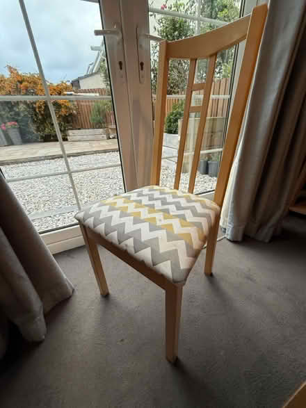 Photo of free 6 dining chairs for upholstering (Mountcastle EH8) #1