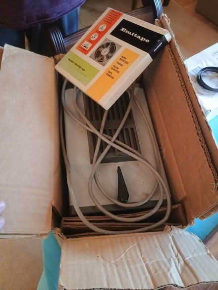 Photo of free Slide projector (Farnham Common SL2) #2