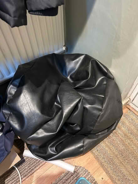 Photo of free Bean bag (OX1 henwood) #1