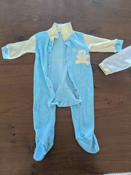 Photo of free Baby grows (BA1) #2