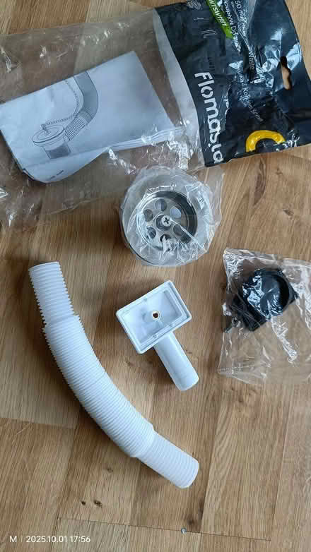 Photo of free Flomasta Sink Waste 50mm (Tilehurst, Reading RG31) #2