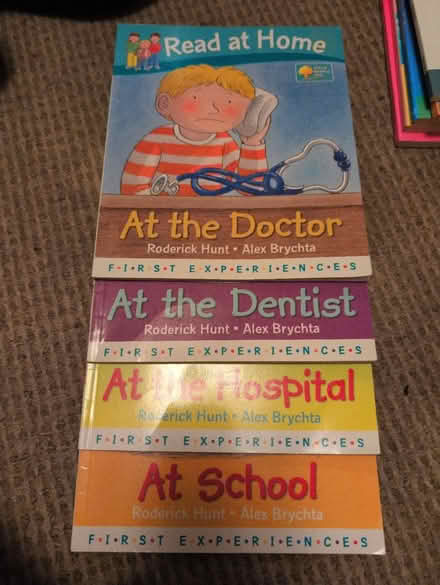 Photo of free 4 read at home books (Woodley RG5) #1