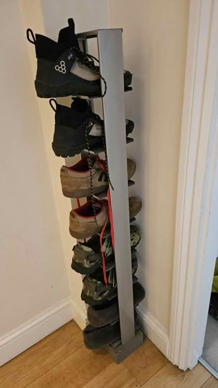 Photo of free Shoe rack or CD stand (W9 Maida Vale) #2