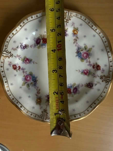 Photo of free 2 pretty china plates. (Purley CR8) #2
