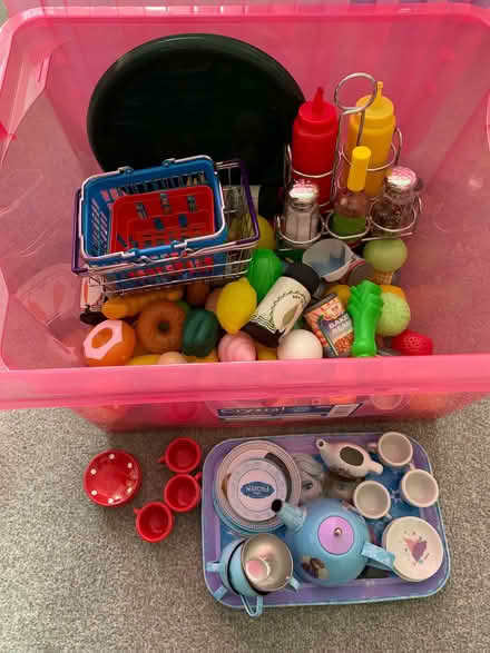 Photo of free Play Food/Baskets/Tea Sets (Hailsham BN27) #1