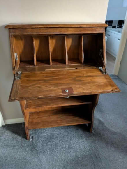 Photo of free Bureau (Greenwood, Bicester, OX26) #2