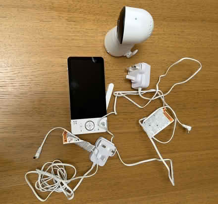 Photo of free LeapFrog Touch Screen Smart Baby Monitor (Lodge Moor S10) #1