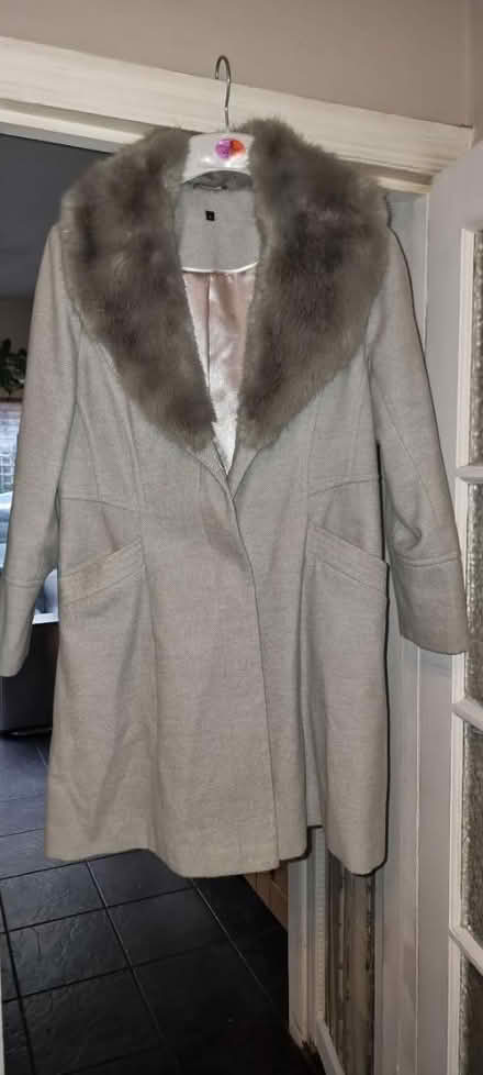 Photo of free Women's gray coat (CR7) #1