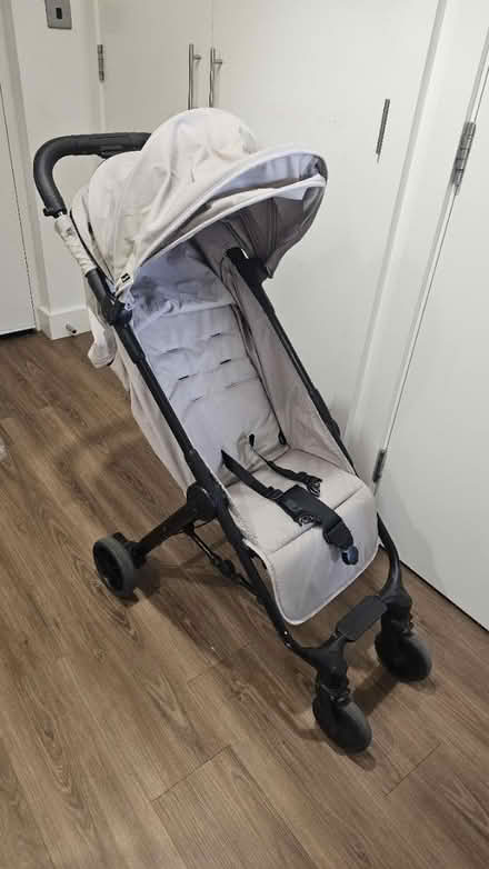 Photo of free Elodie Mondo Stroller (Lewisham SE13) #1