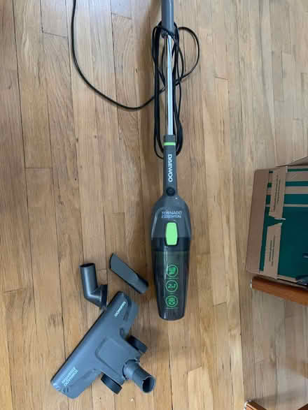 Photo of free Daewoo vacuum with attachments (Twickenham TW2) #1