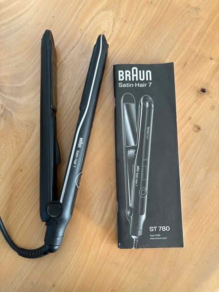 Photo of free Braun hair straightener (Skaters' Meadow CB3) #1