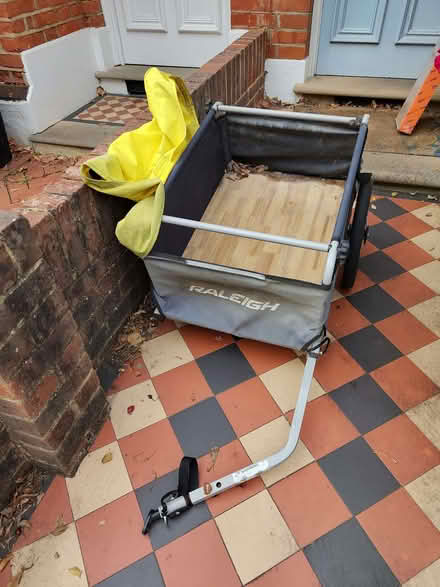 Photo of free Raleigh Bike Trailer (North Sheen TW9) #3
