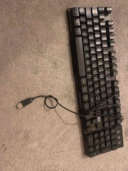 Photo of free Small keyboard (SE12 lee) #1
