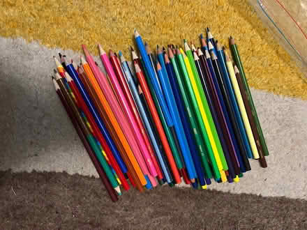 Photo of free Felt tips and pencil crayons (Ridge LA1) #1