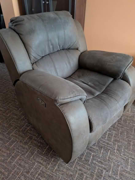 Photo of free Recliner Sofa and armchair (Greenwood, Bicester, OX26) #2