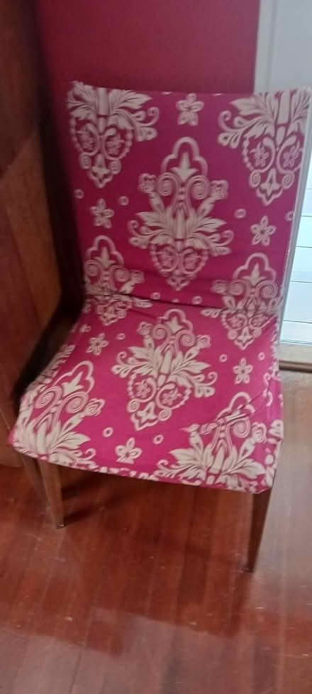 Photo of free Dining room set (Pelham) #2