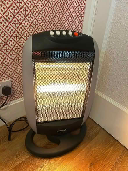 Photo of free Daewoo Halogen Heater (Dorking RH4) #3
