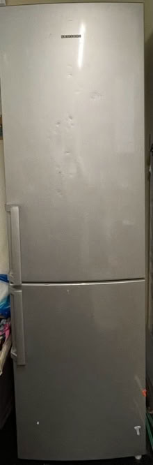 Photo of free Samsung fridge freezer (London E2) #1