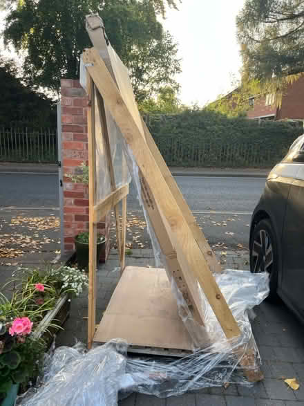 Photo of free Pallet with frame (Worcester WR2) #4