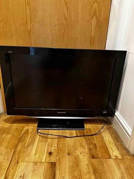 Photo of free Tv (Maidstone town centre ME15) #2