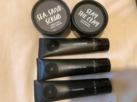 Photo of free Small bundle of cosmetics (White City W10) #4