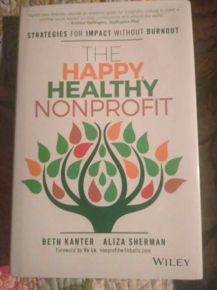 Photo of free NJ Nonprofit books (Leonardo/Middletown) #4