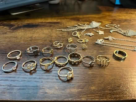 Photo of free Jewellery (CF14) #1