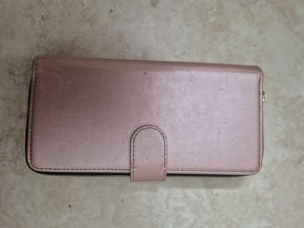 Photo of free Samsung s22 ultra case (N17 the roundway) #1