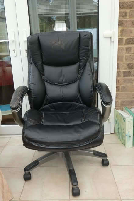 Photo of free Large Office Chair (Peachcroft OX14) #1