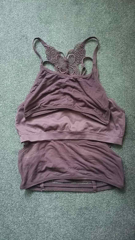 Photo of free Summer top, Bras, sports bras (White City, W12) #4