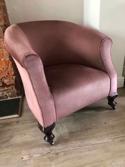 Photo of free Pink tub chair (Thrupp GL5) #4
