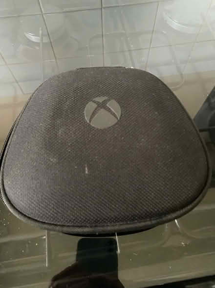 Photo of free Xbox controller (SE12 lee) #2