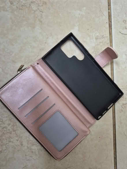 Photo of free Samsung s22 ultra case (N17 the roundway) #2