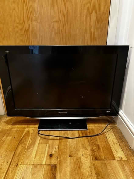 Photo of free Tv (Maidstone town centre ME15) #1