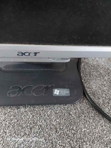 Photo of free 17 inch Acer Monitor (Twyford RG10) #2