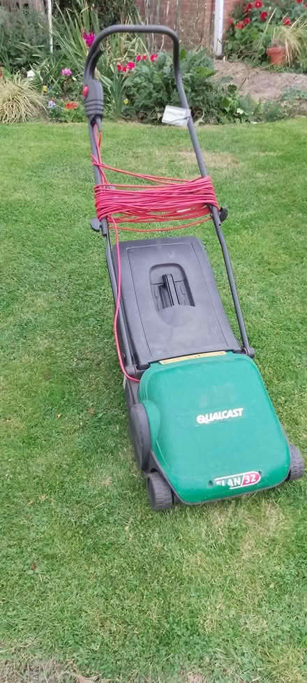 Photo of free Cylinder mower (GU14, Farnborough) #1