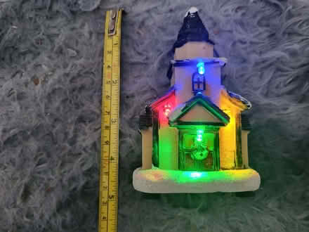 Photo of free Light up house (Shirley B90) #2