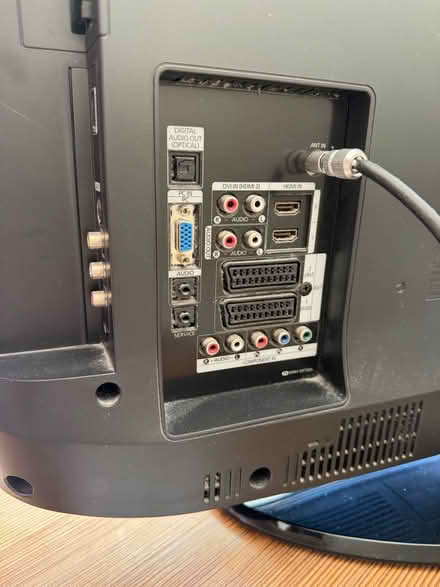 Photo of free Samsung tv (St Anne’s on sea FY8) #3