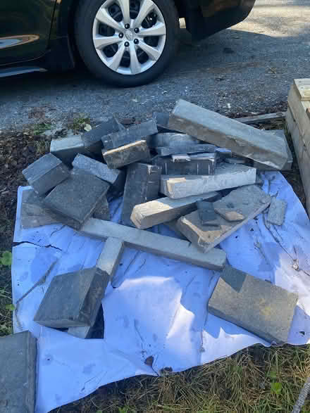 Photo of free Scrap pavers (Ijamsville 21754) #3