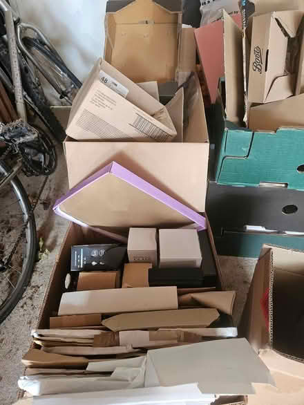 Photo of free Padded envelopes,boxes for packing (St Andrews KY16) #3