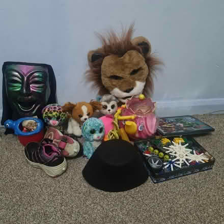 Photo of free Mixed Toys (Wallington SM6) #1