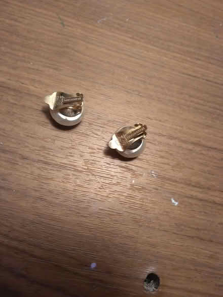 Photo of free Vintage Clip On Earrings (Sharrow S2) #2