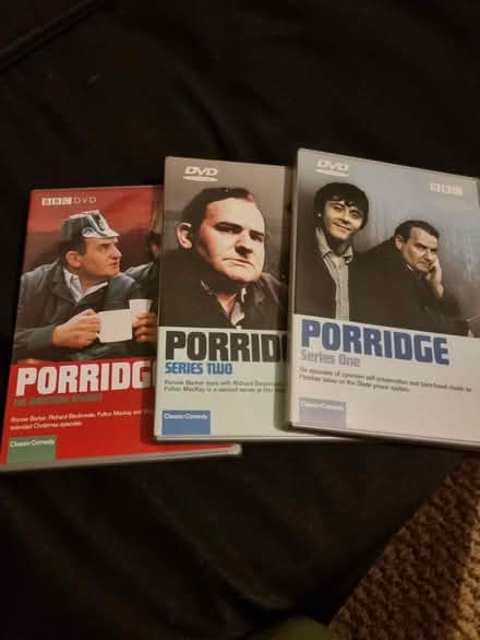Photo of free Dvds (Tilehurst RG30) #1