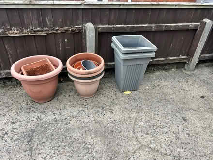 Photo of free Garden pots (Thornton cleveleys FY5) #2