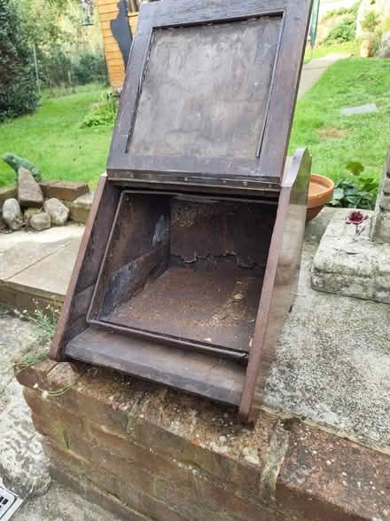 Photo of free Vintage coal/wood box (TN39) #2