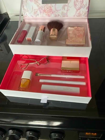 Photo of free Make up box Ted baker (SE12 lee) #3